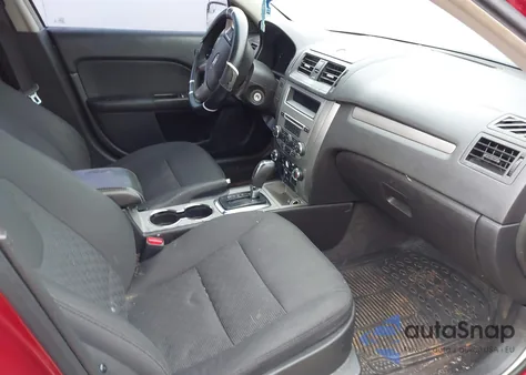 2012 Ford Fusion Se z USA, uszkodzony, nr VIN 3FAHP0HA0CR427054